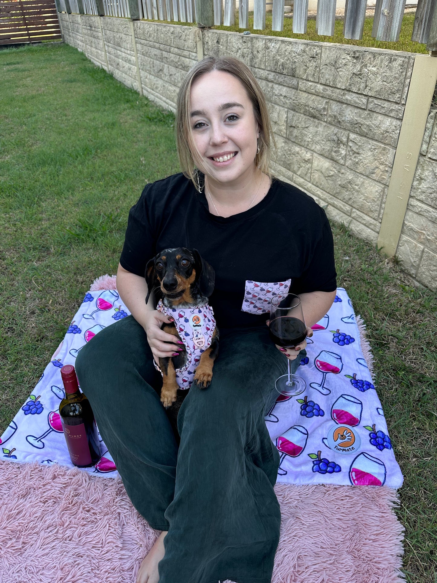 Pawty Red Wine Blanket